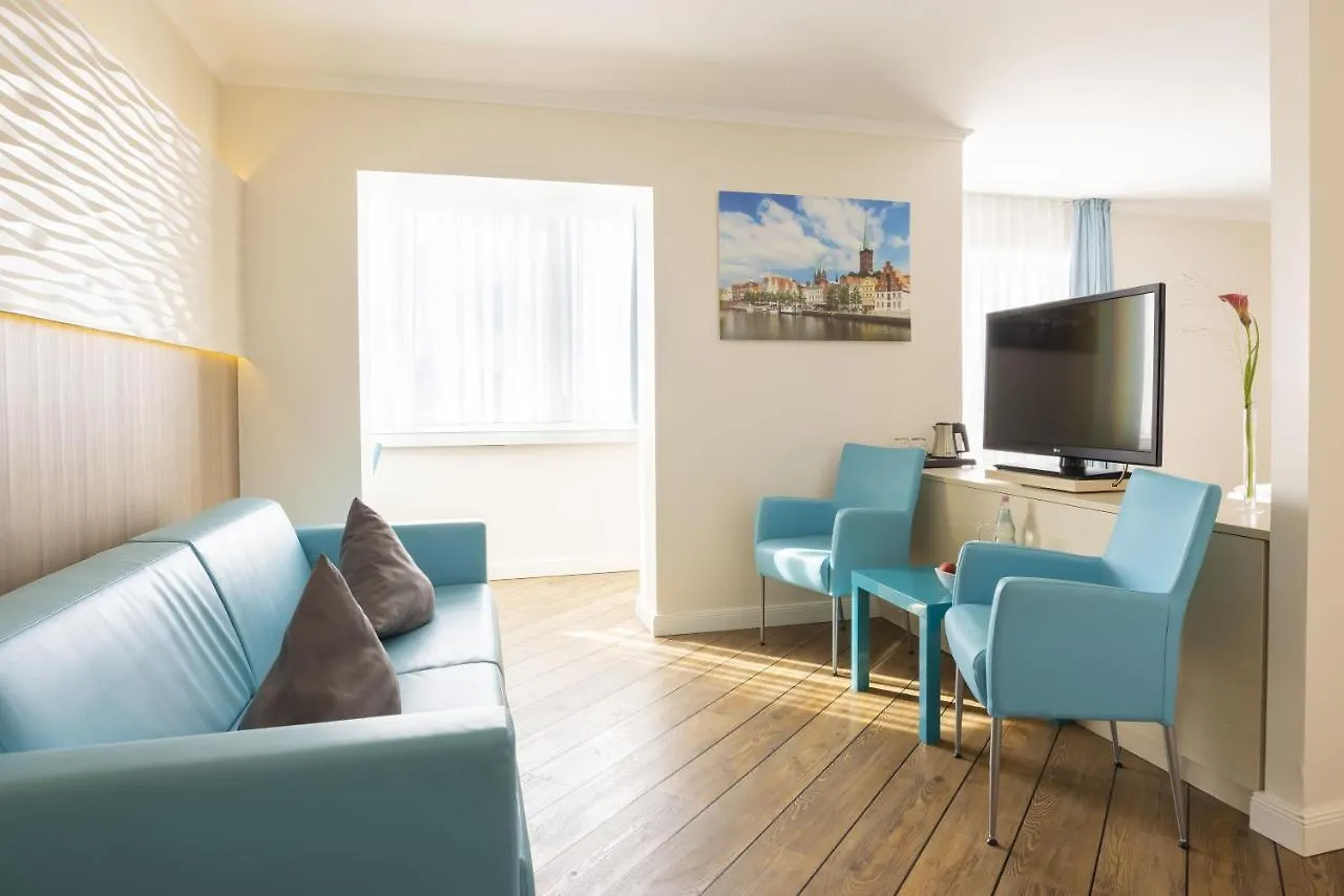 Hotel IV Jahreszeiten Luebeck 4*, Любек