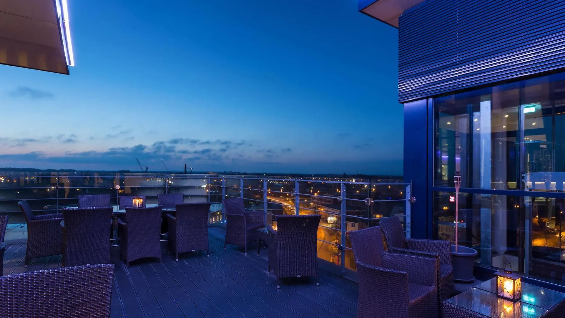 ****  Hotel IV Jahreszeiten Luebeck Германия
